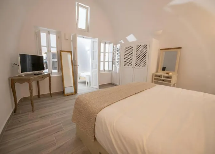 Vivid Caves 2 Bedroom Cavehouse