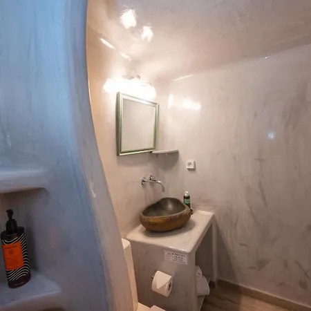 Vivid Caves 2 Bedroom Cavehouse Lägenhet Foinikiá